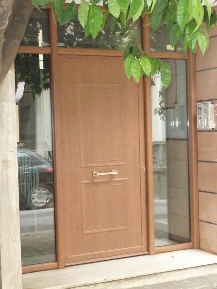 Cozy And Bright 2Bd Apartment In Kolonaki เอเธนส์ ภายนอก รูปภาพ