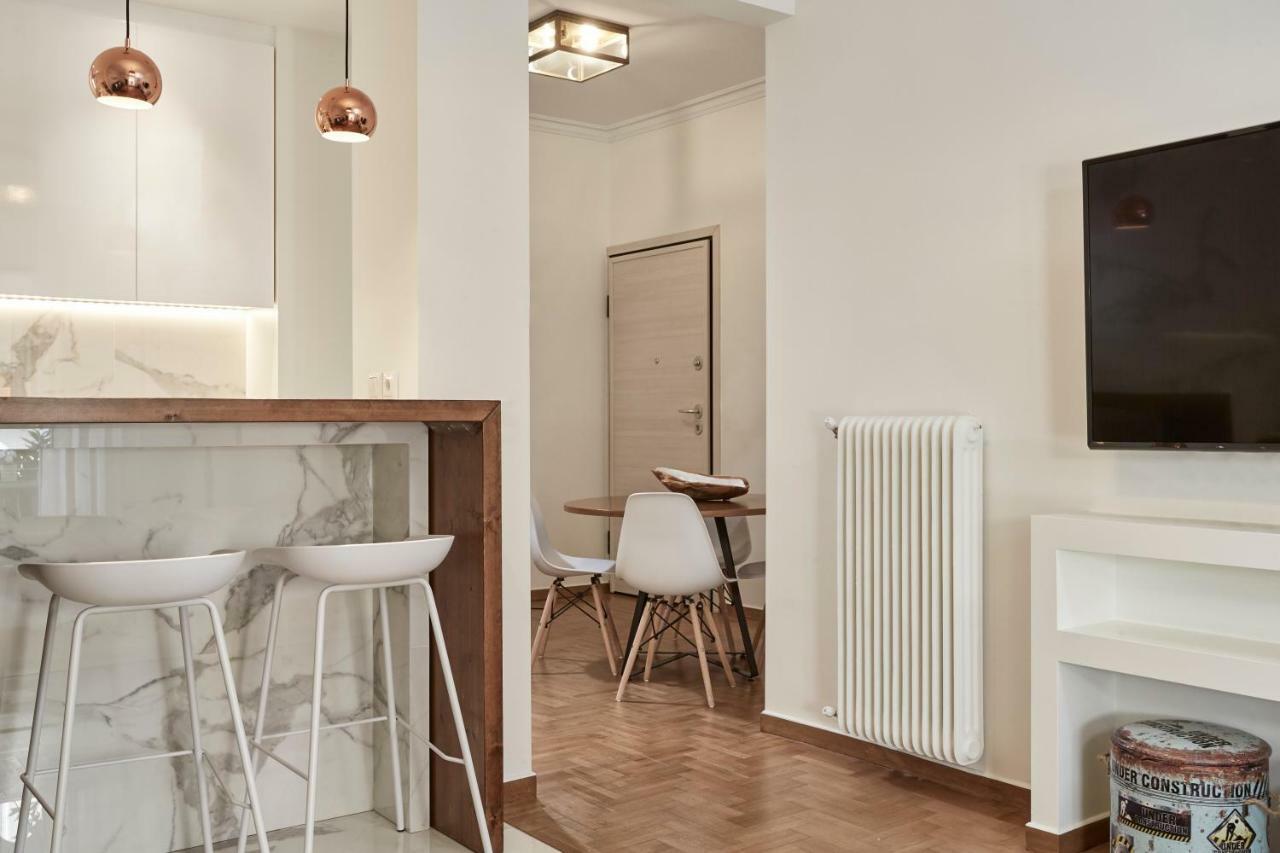 Cozy And Bright 2Bd Apartment In Kolonaki เอเธนส์ ภายนอก รูปภาพ
